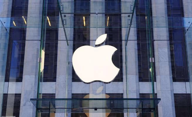 Is Now the Right Time to Buy Apple Stock?